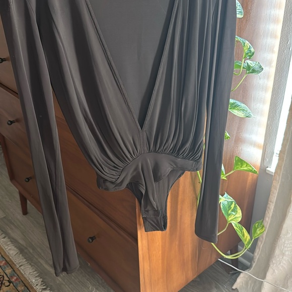 Celine Deep V-Neck Bodysuit - Picture 3 of 4